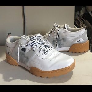 Reebok NOLA collection- Size 11